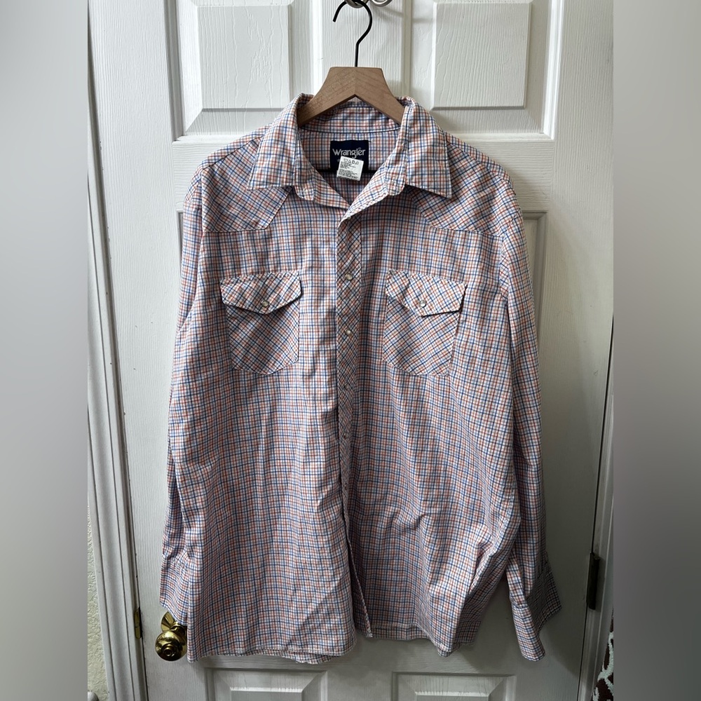 Classic pearl snap wrangler long sleeve shirt